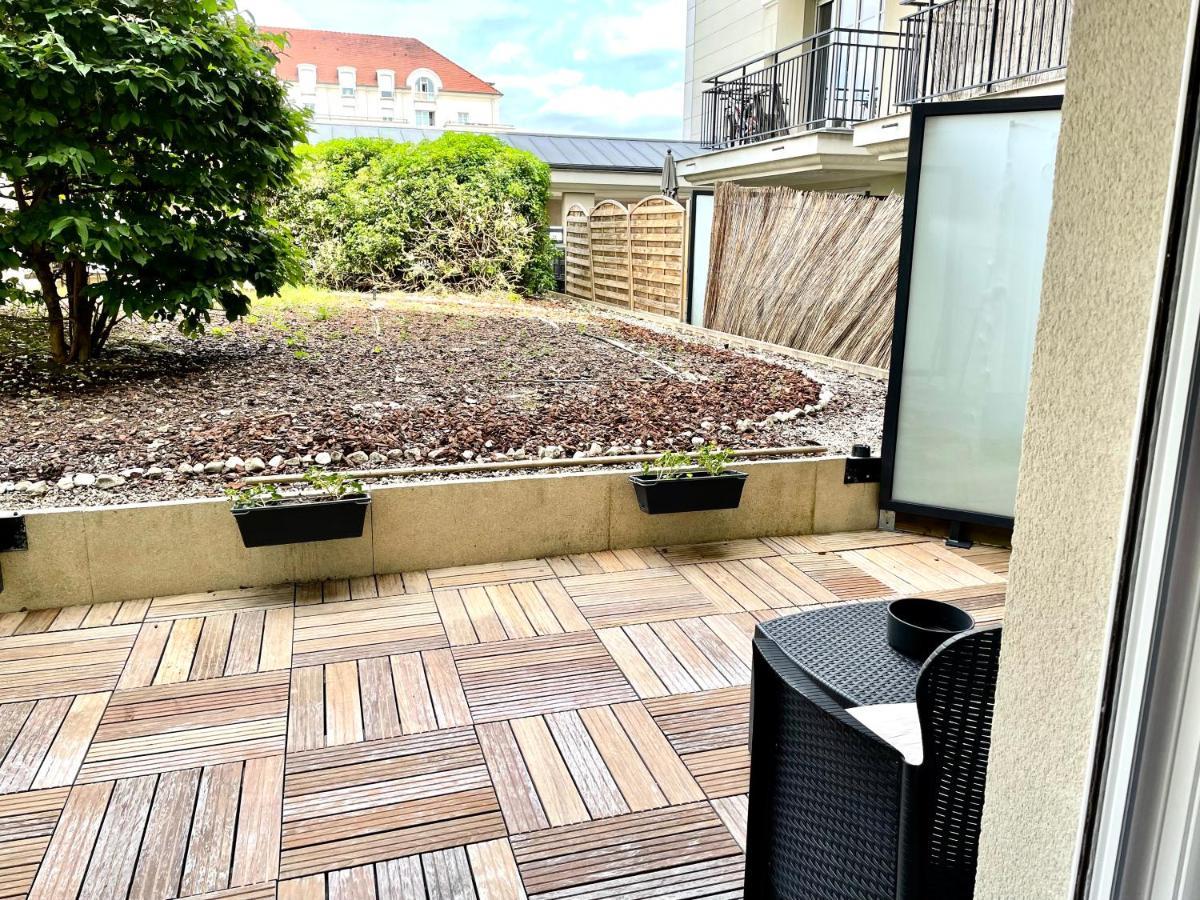 Studio Disneyland Paris 2 - Terrasse Bussy-Saint-Georges Exterior foto